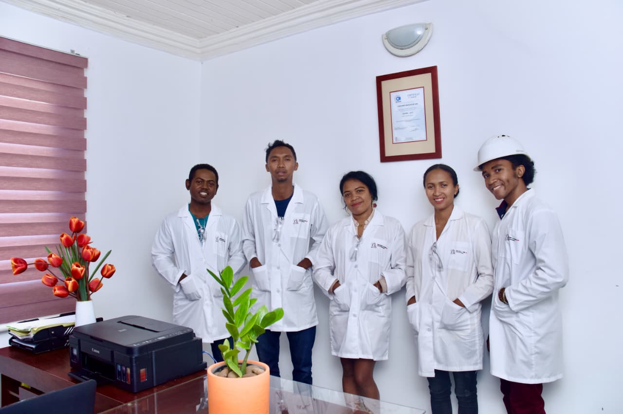 WhatsApp Image 2025-11-27 at 12.25.55